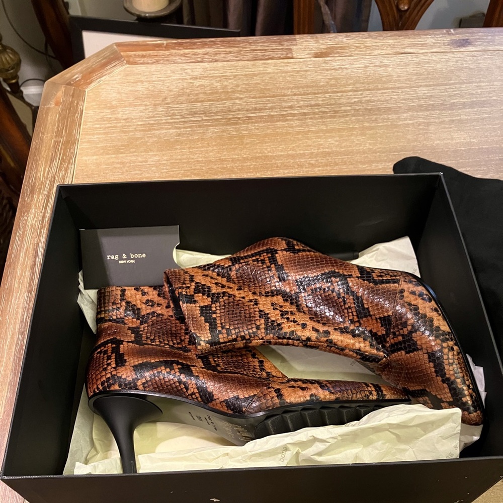 - New rag & bone Golden Brown Beha Moto Booties - Picture 3 of 11